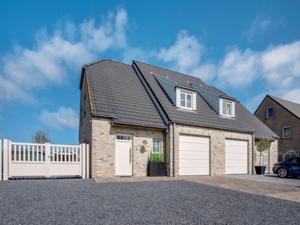 Modern Holiday Home In De Haan With Garden Luaran gambar